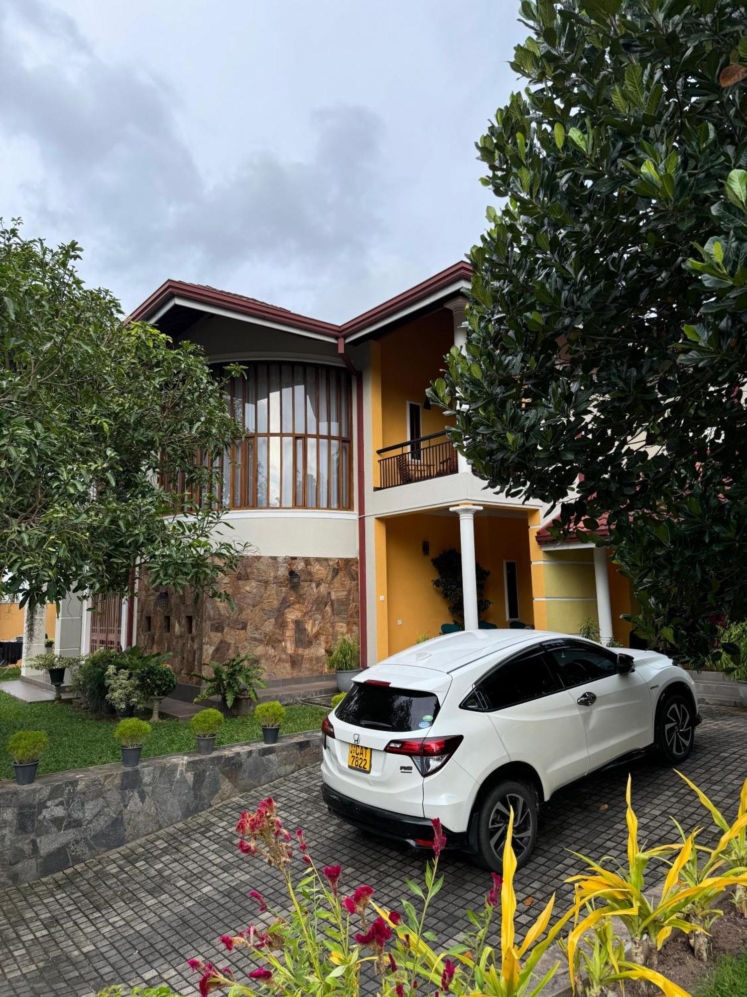 Katunayaka Bigcity Villa - Airport Transit Hotel מראה חיצוני תמונה