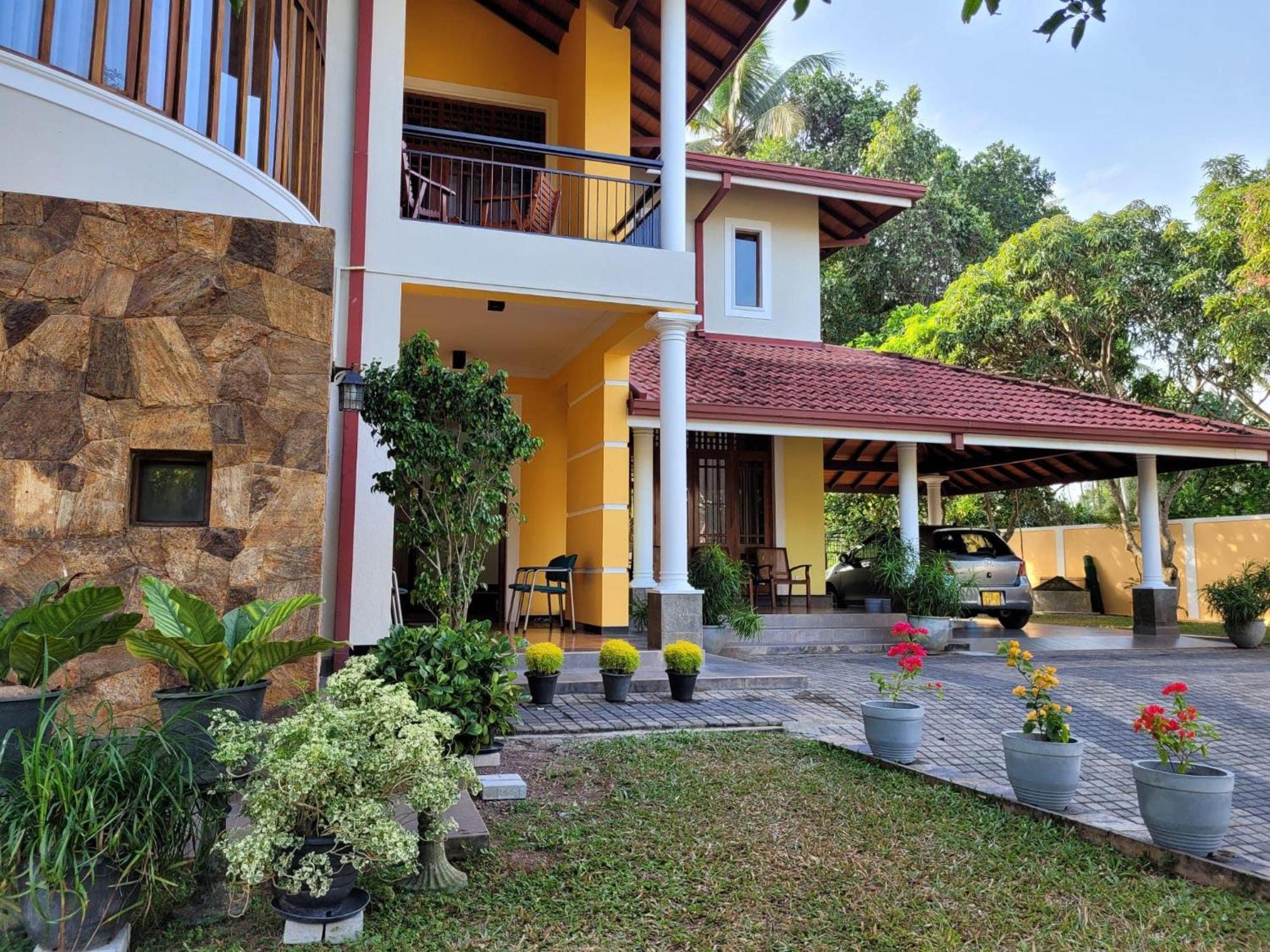 Katunayaka Bigcity Villa - Airport Transit Hotel מראה חיצוני תמונה