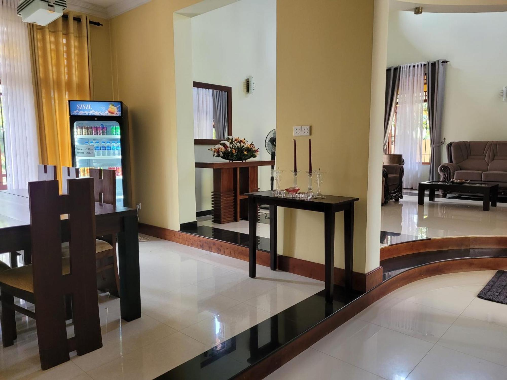 Katunayaka Bigcity Villa - Airport Transit Hotel מראה חיצוני תמונה