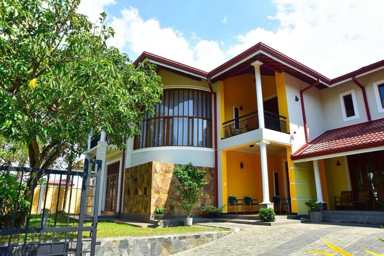Katunayaka Bigcity Villa - Airport Transit Hotel מראה חיצוני תמונה