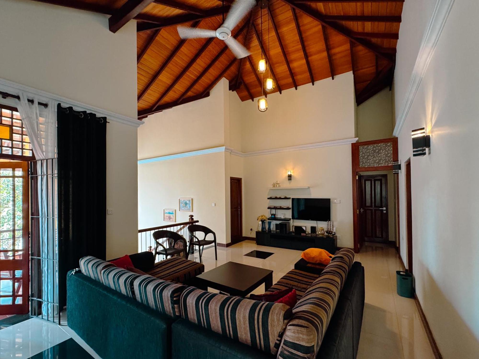 Katunayaka Bigcity Villa - Airport Transit Hotel מראה חיצוני תמונה